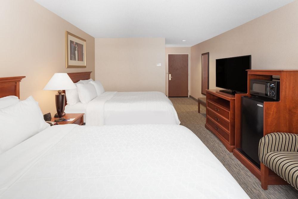 Holiday Inn Express & Suites Tilton By Ihg Exterior foto