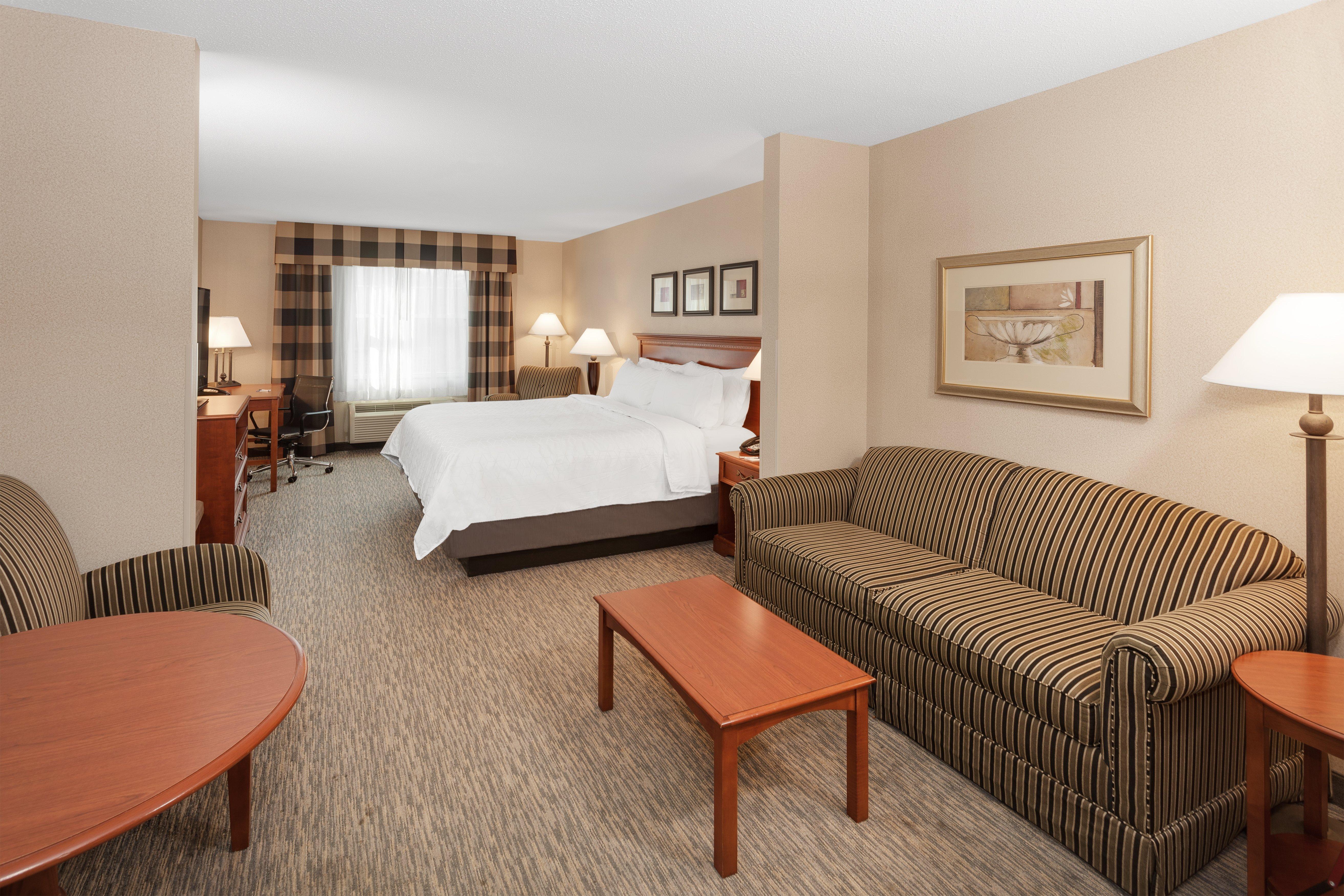 Holiday Inn Express & Suites Tilton By Ihg Exterior foto